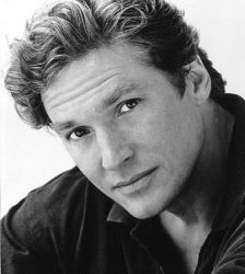 Фото №1 Ричард Уайт