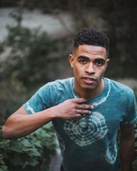 Фото №1 Мандела Ван Пиблз