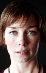 Фото №1 Джулианна Николсон