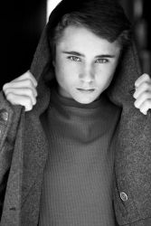 Фото №1 Гэттлин Гриффит