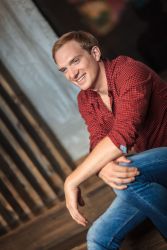 Фото №2 Андрей Бурковский