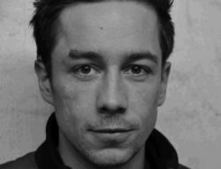 Фото №1 Киллиан Скотт