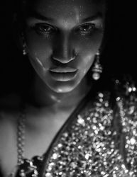 Фото №1 Роузи Хантингтон-Уайтли