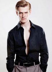 Фото №1 Лукас Тилл