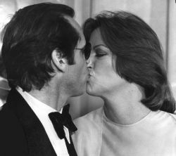 Фото №1 Луиза Флетчер