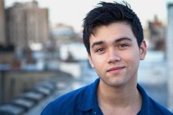 Фото №1 Джуллиан Йао Джиоиелло