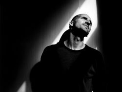 Фото №1 Кристофер Экклстон