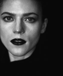 Фото №2 Роуз Лесли