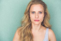 Фото №2 Оливия Хортон