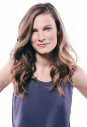 Фото №2 Линдси Бёрдж