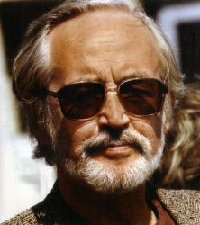 Фото №1 Василий Ливанов