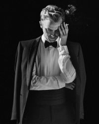 Фото №1 Том Фелтон