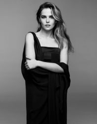 Фото №2 Зои Дойч