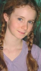 Фото №1 Зое Дутьон