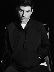 Фото №2 Джонатан Левин Фото №2 Джонатан Левин