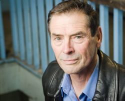 Фото №1 Эндрю Гиллис