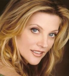 Фото №1 Джанет Ганн