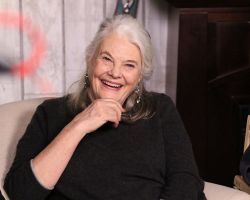 Фото №2 Лоис Смит