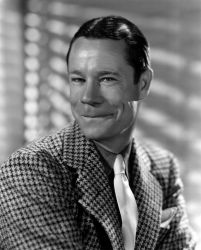 Фото №2 Джо Э. Браун