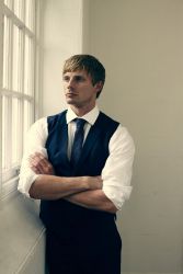 Фото №1 Брэдли Джеймс