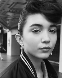 Фото №2 Роуэн Бланчард