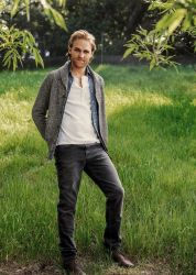 Фото №2 Уайатт Расселл