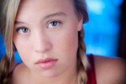 Фото №1 Эви Томпсон