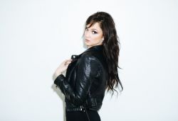 Фото №1 Руби Модин