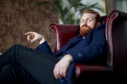 Фото №2 Кристофер Хивью