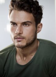 Фото №1 Райан Купер