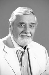 Фото №1 Ростислав Янковский