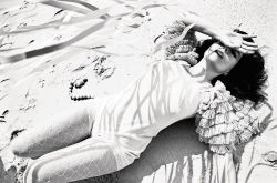 Фото №2 Бьорк