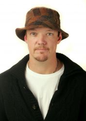 Фото №2 Мэттью Лиллард