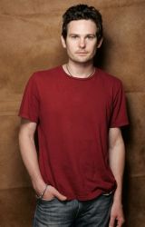 Фото №1 Генри Томас