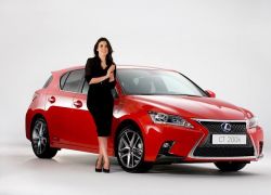 Фото №2 Адриана Угарте