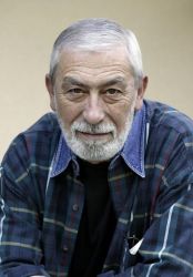 Фото №1 Вахтанг Кикабидзе