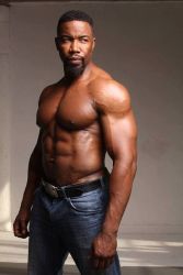 Фото №2 Майкл Джей Уайт