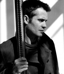 Фото №2 Тимоти Олифант