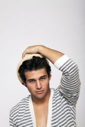 Фото №2 Райан Гузман