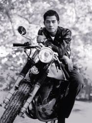 Фото №2 Аарон Квок