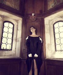 Фото №1 Анджела Сарафян