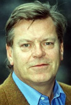 Уоррен Кларк