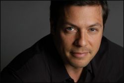 Фото №2 Брюс Рэмсей