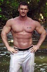 Фото №1 Мэттью Дж. Тейлор