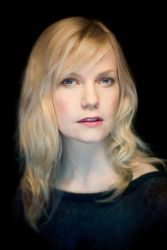 Фото №1 Лора Харрис