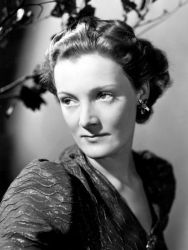 Фото №2 Рэйчел Кемпсон