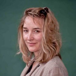 Фото №1 Эмили Вуф