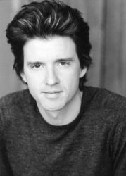 Фото №1 Крис Янг