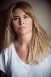 Фото №2 Элис Паркинсон