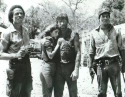 Фото №1 Леон Айзек Кеннеди